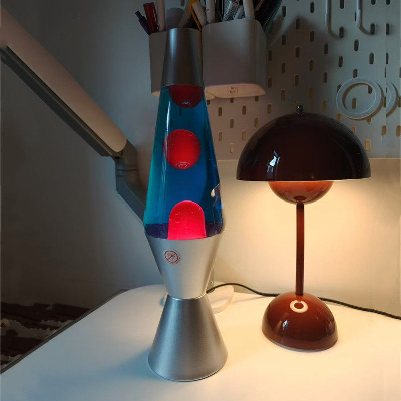 Volcanic Lava Lamp with Floating Wax Effect